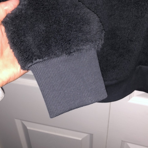 NWOT Fuzzy 3/4 zip sweater❄️ - Picture 4 of 4